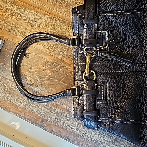 Coach Handbag Hampton Pebbled Leather Black Shoulder Bag - Picture 6 of 10